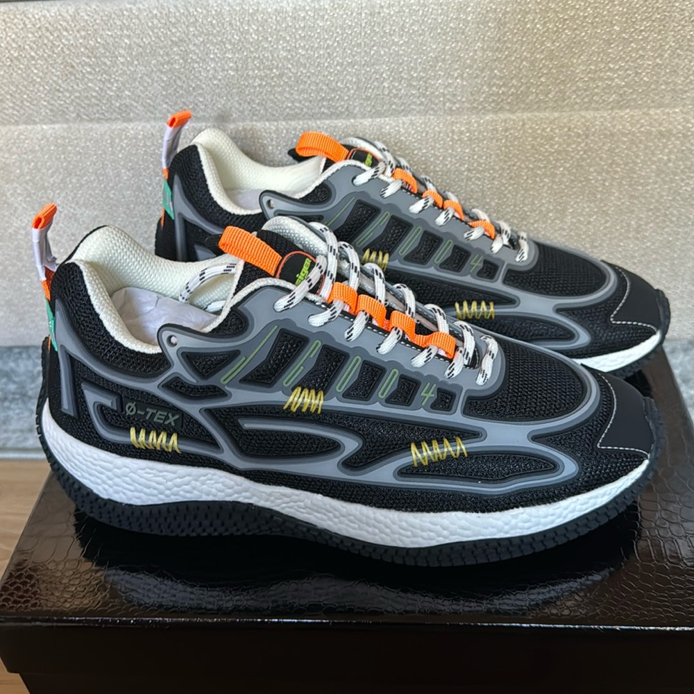 John Geiger 004  Sneaker